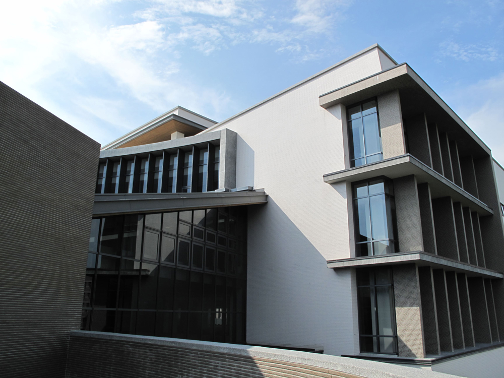 清華大學多資源學習中心