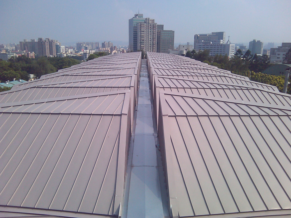 清華大學校友體育館