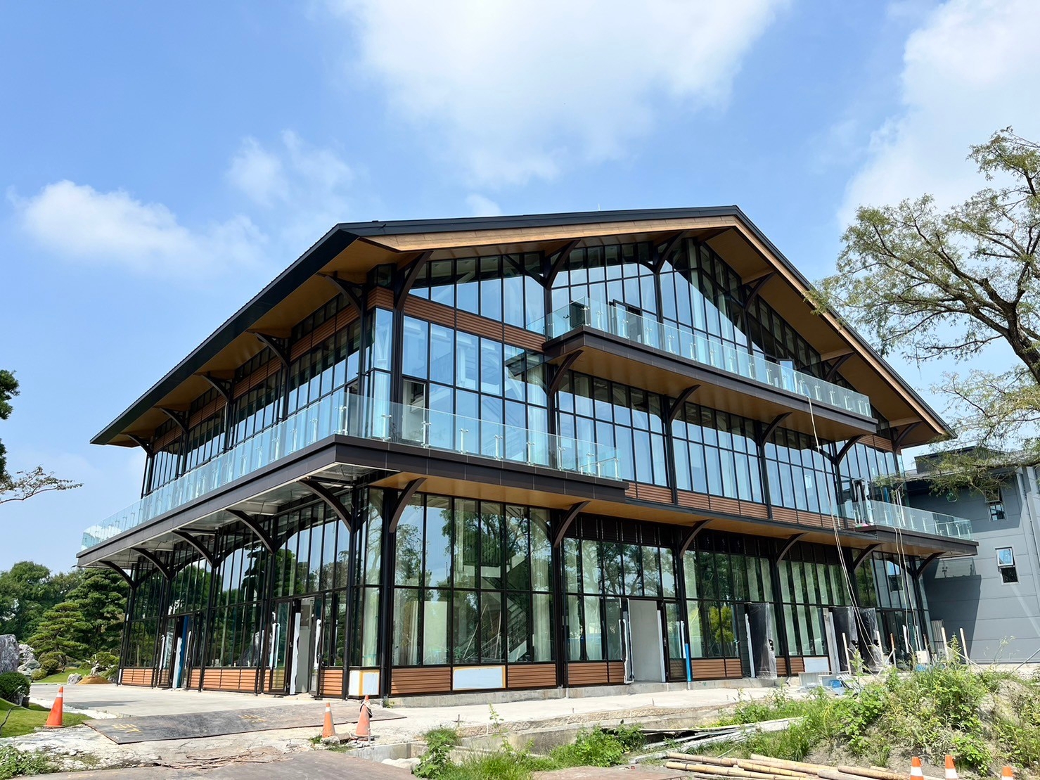 成美文化園 - 松緣會館